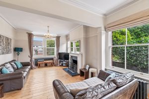 Living Room- click for photo gallery